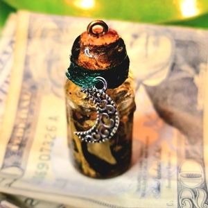 🔮Wealth & Abundance Spell Jar Necklace🔮✨️